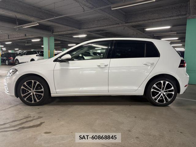 VolksWagen GOLF 2020-05 8318058-7