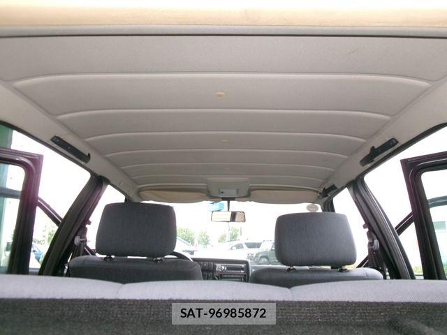 VolksWagen GOLF 1990-12 8318056-12