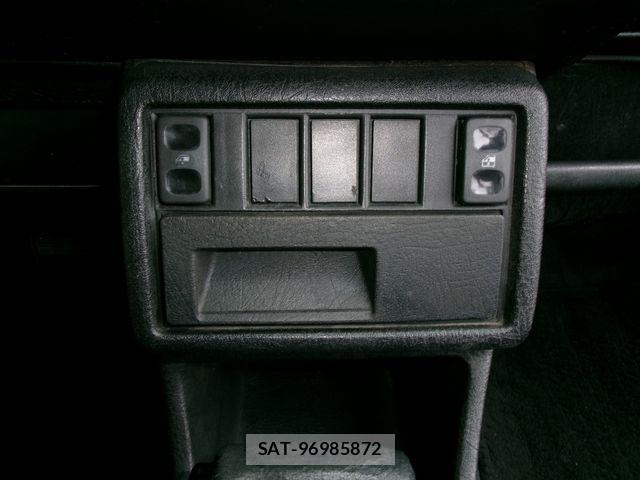 VolksWagen GOLF 1990-12 8318056-14