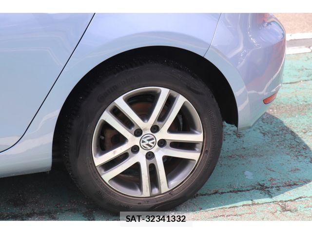 VolksWagen GOLF 2011-07 8318064-9