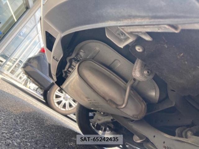 VolksWagen GOLF 2018-05 8318059-11