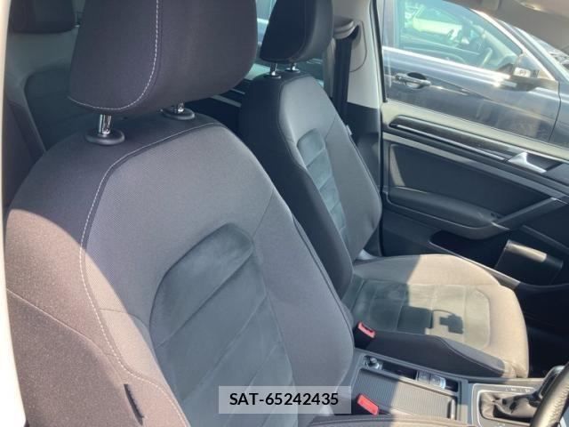 VolksWagen GOLF 2018-05 8318059-14