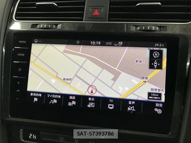 VolksWagen GOLF 2019-03 8318060-14