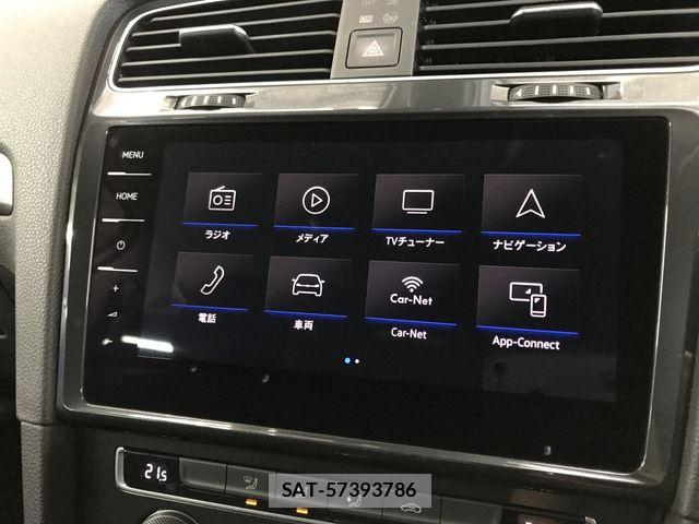 VolksWagen GOLF 2019-03 8318060-16