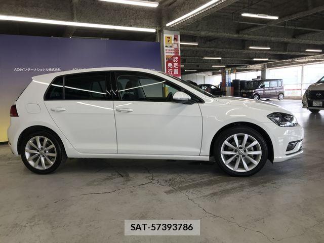 VolksWagen GOLF 2019-03 8318060-6