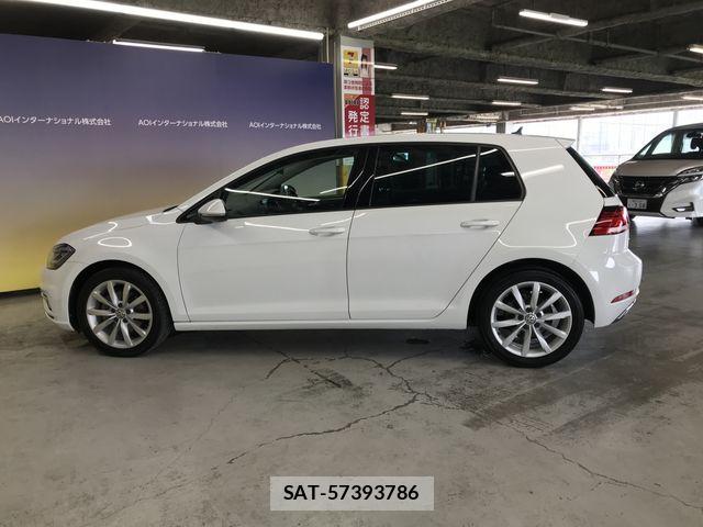 VolksWagen GOLF 2019-03 8318060-7