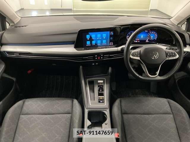 VolksWagen GOLF 2023-08 8318053-10