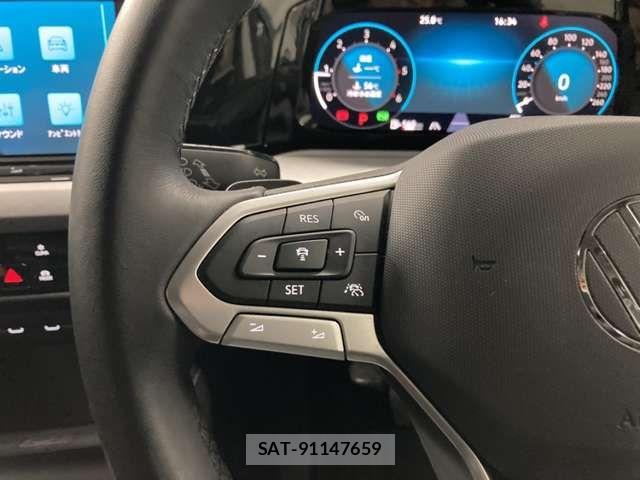 VolksWagen GOLF 2023-08 8318053-14