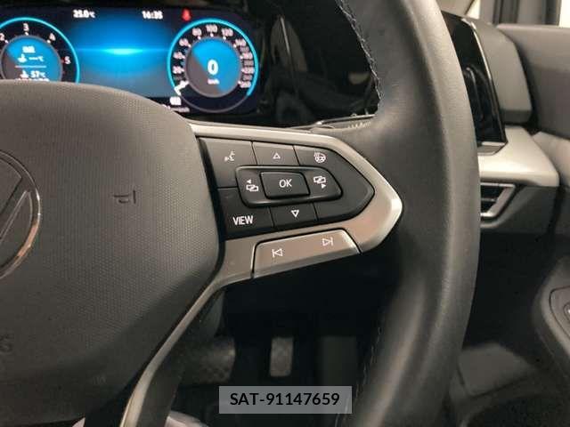 VolksWagen GOLF 2023-08 8318053-15