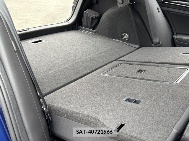 VolksWagen GOLF 2019-12 8338500-12