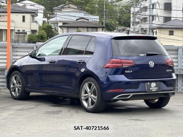 VolksWagen GOLF 2019-12 8338500-23