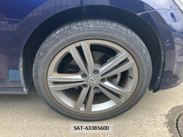 VolksWagen GOLF 2019-12 8355886-11