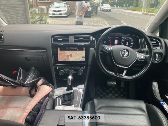 VolksWagen GOLF 2019-12 8355886-17