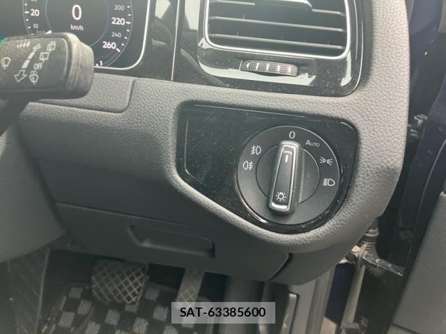 VolksWagen GOLF 2019-12 8355886-19