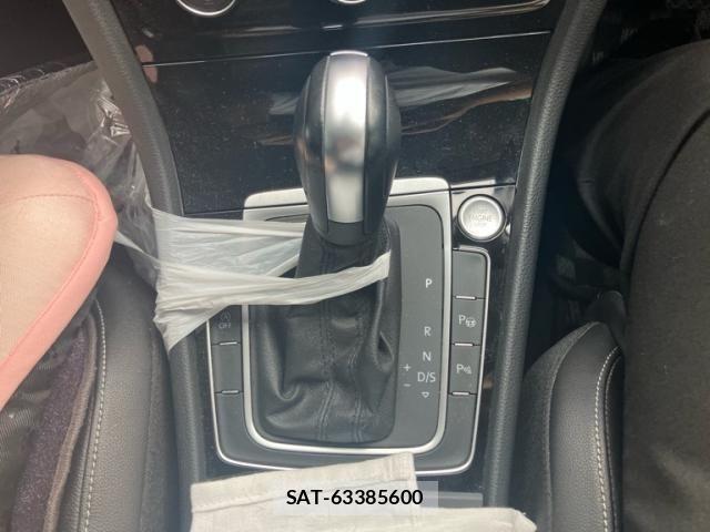 VolksWagen GOLF 2019-12 8355886-24