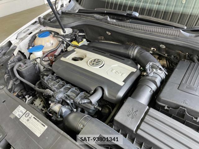 VolksWagen GOLF 2011-12 8369732-19