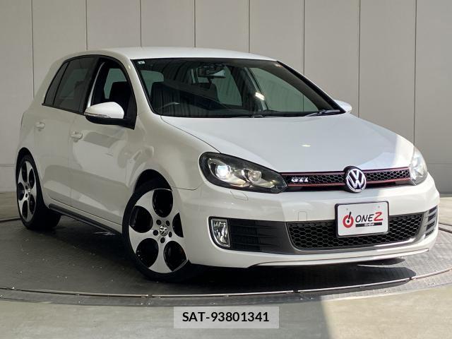 VolksWagen GOLF 2011-12 8369732-22