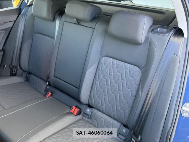 VolksWagen GOLF 2025-05 8369730-12