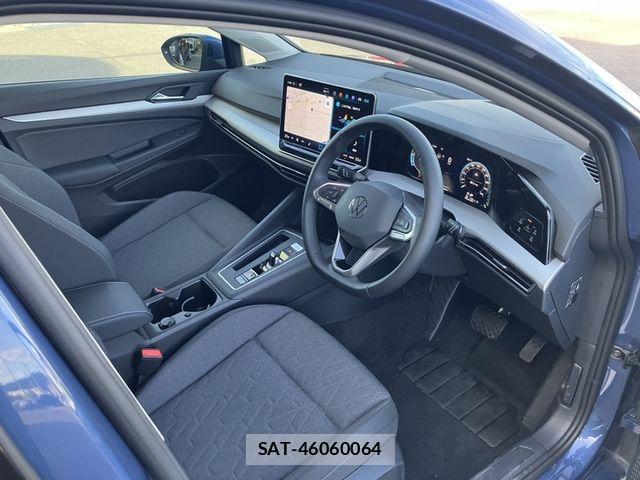 VolksWagen GOLF 2025-05 8369730-1