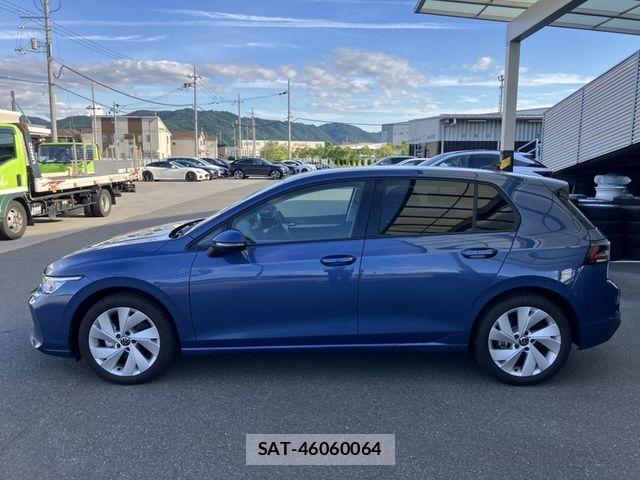 VolksWagen GOLF 2025-05 8369730-4