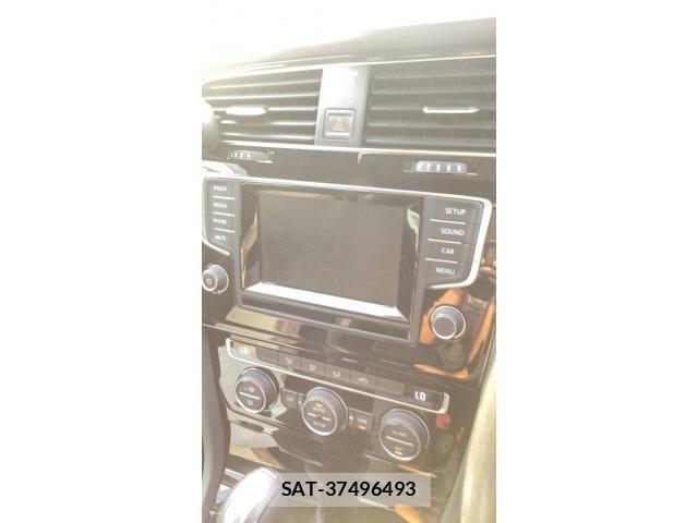 VolksWagen GOLF 2013-12 8372375-10