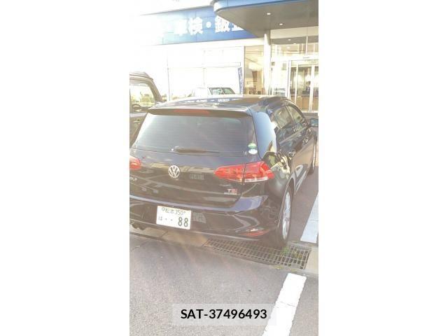 VolksWagen GOLF 2013-12 8372375-1