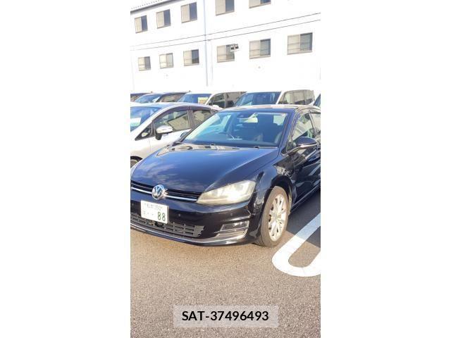 VolksWagen GOLF 2013-12 8372375-3