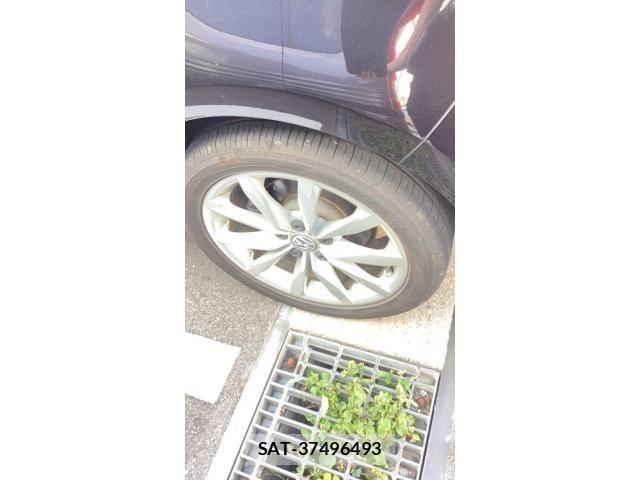 VolksWagen GOLF 2013-12 8372375-7