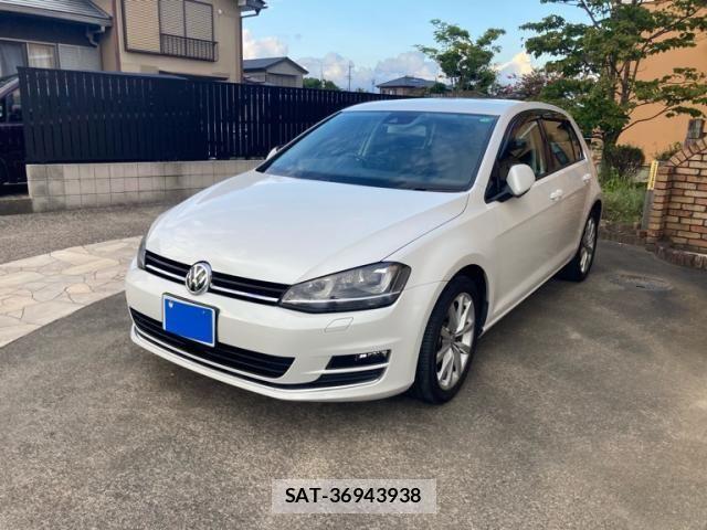 VolksWagen GOLF 2013-08 8415821-0