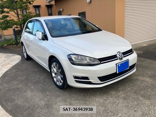 VolksWagen GOLF 2013-08 8415821-1