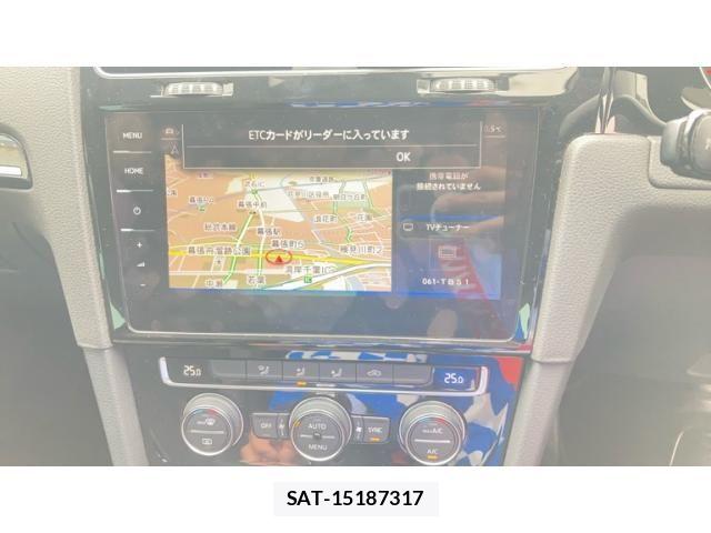 VolksWagen GOLF 2017-12 8415820-17