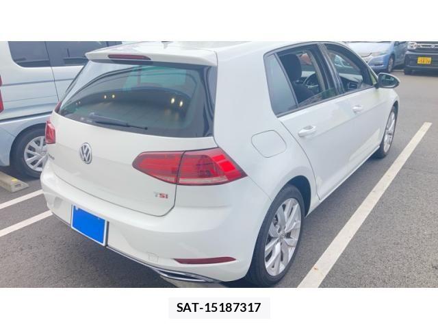 VolksWagen GOLF 2017-12 8415820-2