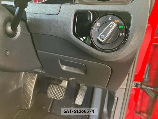 VolksWagen GOLF 2016-09 8415823-22