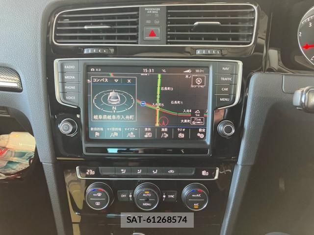 VolksWagen GOLF 2016-09 8415823-28