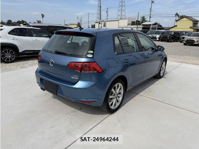 VolksWagen GOLF 2014-10 8458761-1