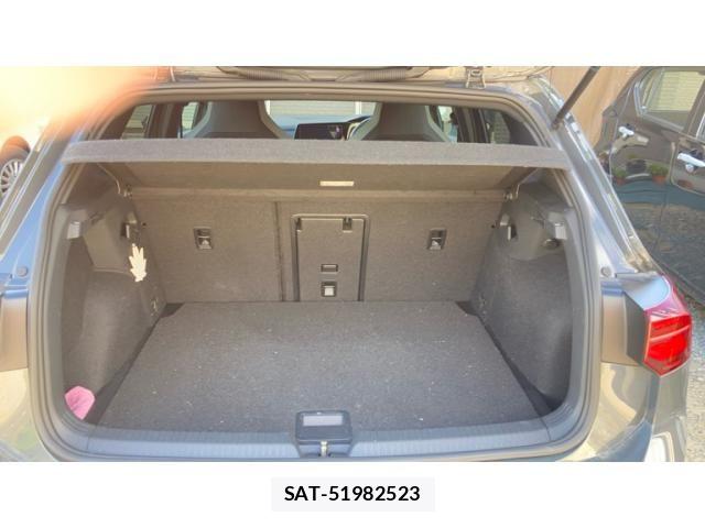 VolksWagen GOLF 2021-06 8486264-11