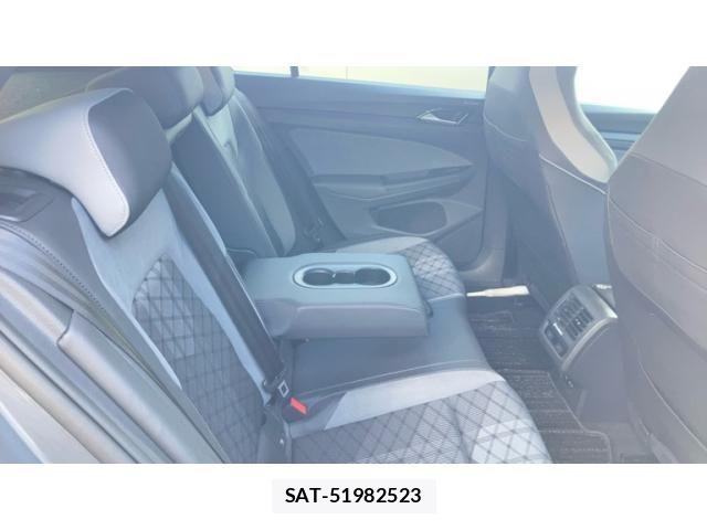 VolksWagen GOLF 2021-06 8486264-12