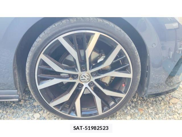 VolksWagen GOLF 2021-06 8486264-4