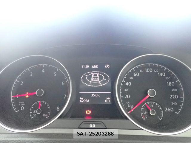 VolksWagen GOLF 2014-01 8528188-11
