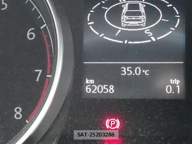 VolksWagen GOLF 2014-01 8528188-12