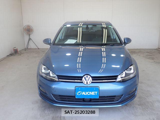 VolksWagen GOLF 2014-01 8528188-4