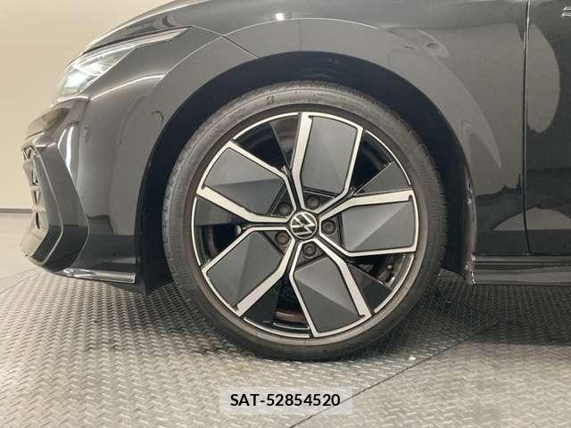 VolksWagen GOLF 2025-08 8528190-12