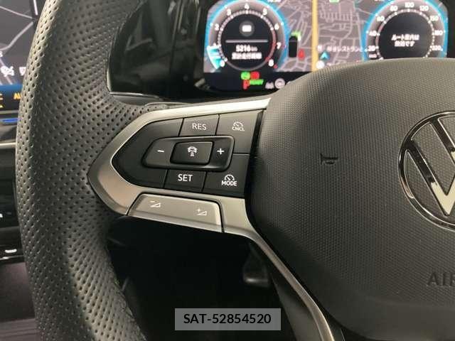 VolksWagen GOLF 2025-08 8528190-18