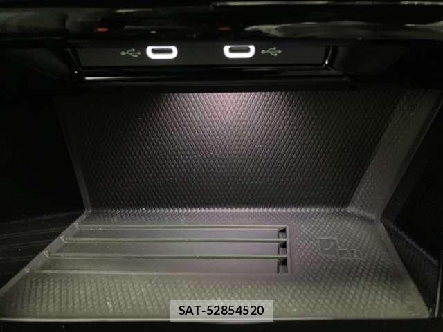 VolksWagen GOLF 2025-08 8528190-21
