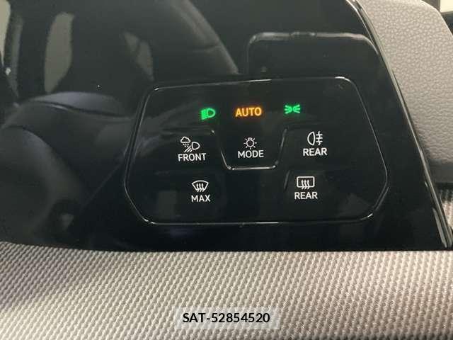 VolksWagen GOLF 2025-08 8528190-23