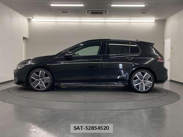 VolksWagen GOLF 2025-08 8528190-2