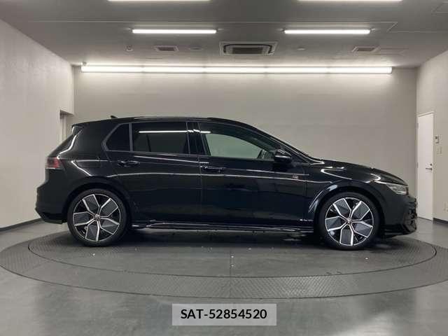 VolksWagen GOLF 2025-08 8528190-6