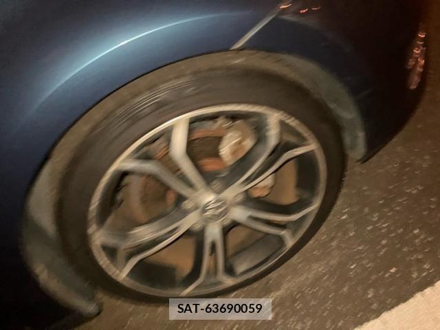 VolksWagen GOLF 2014-01 8528198-9
