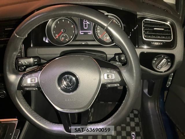 VolksWagen GOLF 2014-01 8528198-13