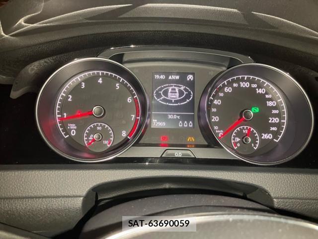 VolksWagen GOLF 2014-01 8528198-15